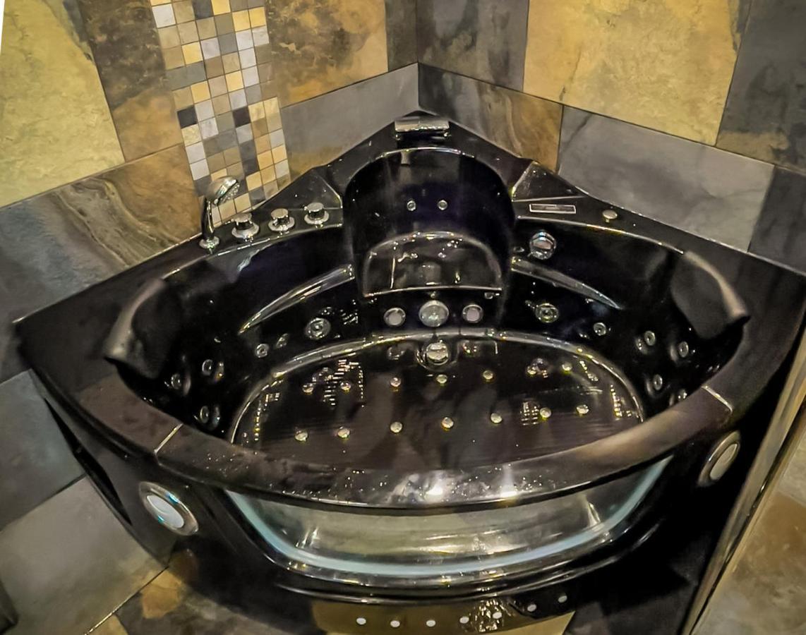 ニースDuplex, Jacuzzi, Terrasse Sur Les Toitsアパートメント エクステリア 写真
